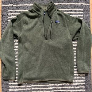 Patagonia Women’s Olive Green Half-Zip Fleece Pullover